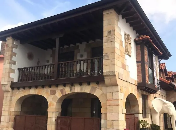 Casa El Elefante Blanco Cabarceno